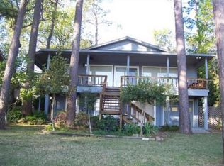 243 Jennings Ln, Livingston, TX 77351