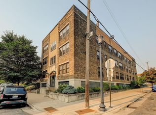 1900 Stevens Ave APT 32, Minneapolis, MN 55403