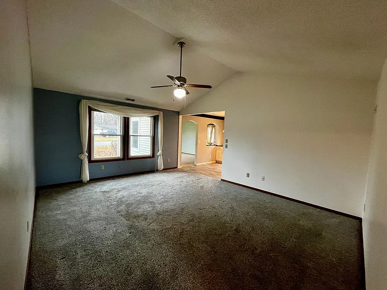 620 Copperfield Dr — Photo 16