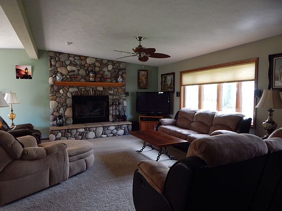 4th image of 32644 Cable Dr
