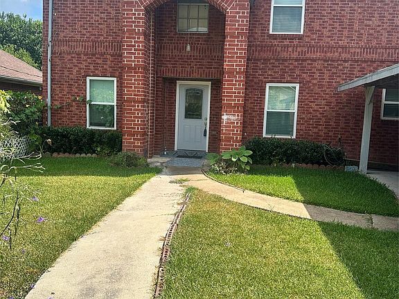 3rd image of 8340 Folkstone Ln