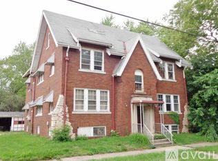 511 W Elizabeth St #3, Peoria, IL