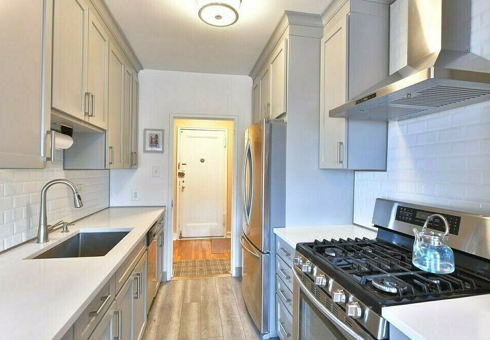 1st image of 162-01 Powells Cove Blvd APT 4O