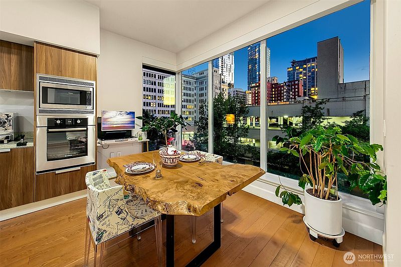 5th image of 1920 4th Avenue #502