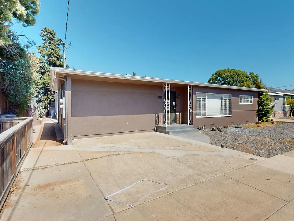 5157 Catoctin Dr