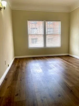 465 S Detroit St #203 — Photo 11