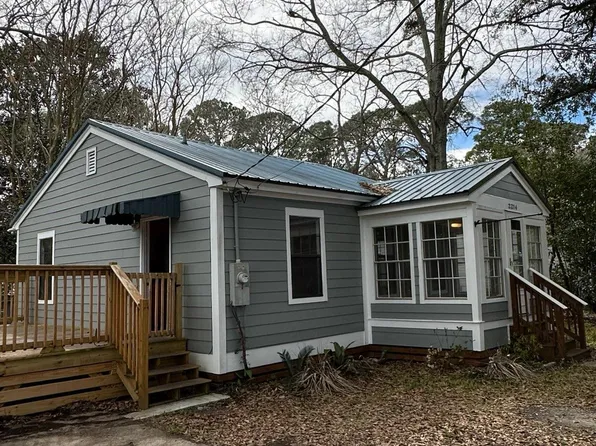 2214 Tyler Ave, Pascagoula, MS 39567