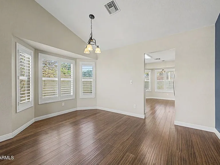 7733 W Pershing Ave — Photo 4
