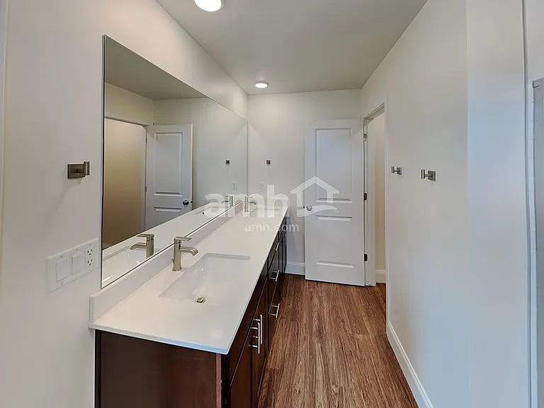 2694 W 3340 S — Photo 12