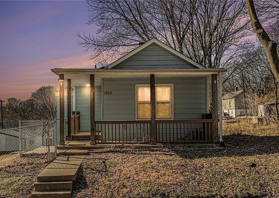 1st image of 1808 Bellevue St