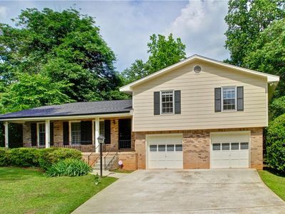 1115 N Coleman Rd, Roswell, GA, 30075