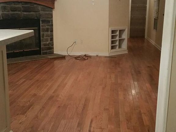 Livingroom had wood flooring