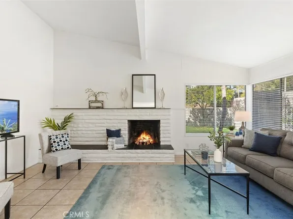 945 Redbud St, Brea, CA 92821