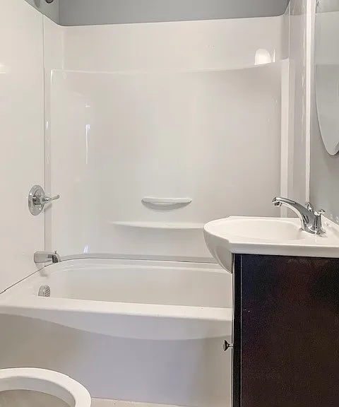 230 Blakeslee St #8 — Photo 10