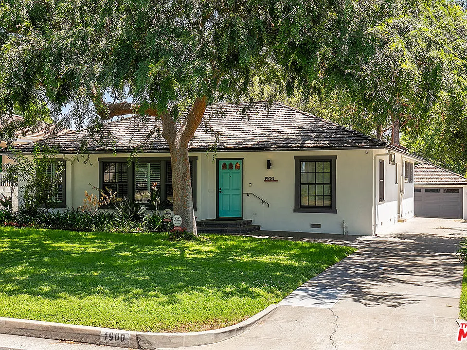 1900 Sycamore Dr