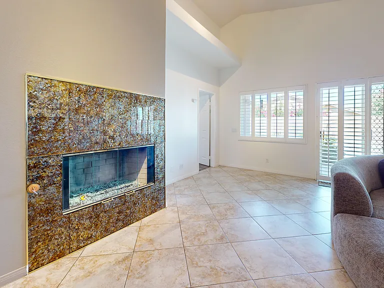 45576 Whistler Ct — Photo 38