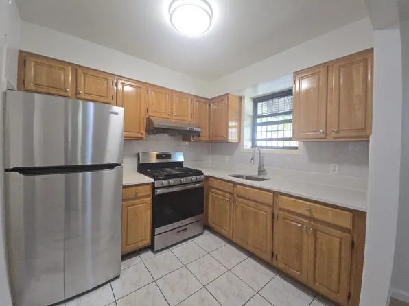 10822 Otis Ave APT 1, Corona, NY 11368