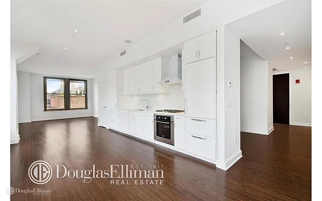 Rented by Douglas Elliman | media 17