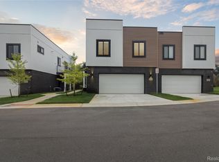 8120 Allor Lndg, Brighton, MI 48114