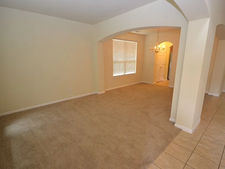 1123 Winding Creek Pl — Photo 13