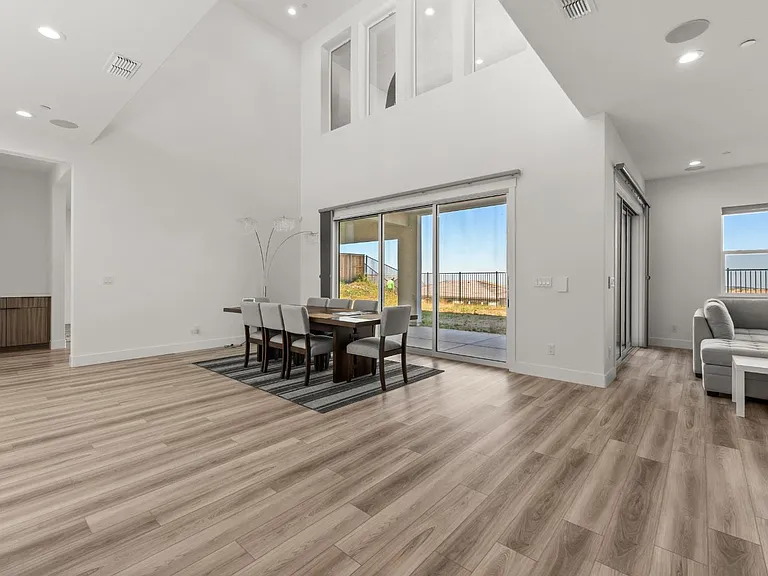 6162 Kings Peak Dr — Photo 11