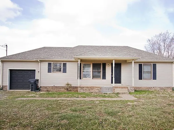 927 Arrow Cir, Oak Grove, KY 42262