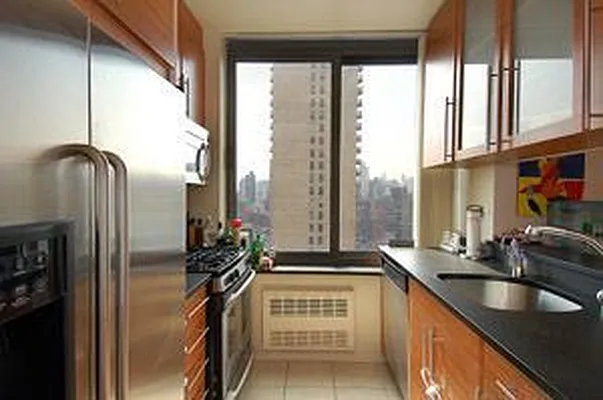 Rented by Douglas Elliman | media 4
