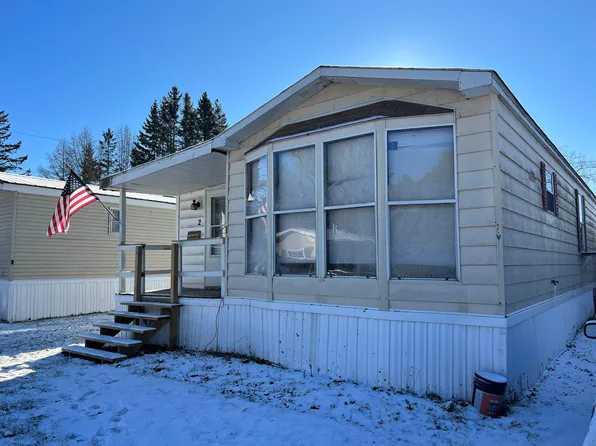 2 Hilltop Manor Street, Whitefield, NH 03598