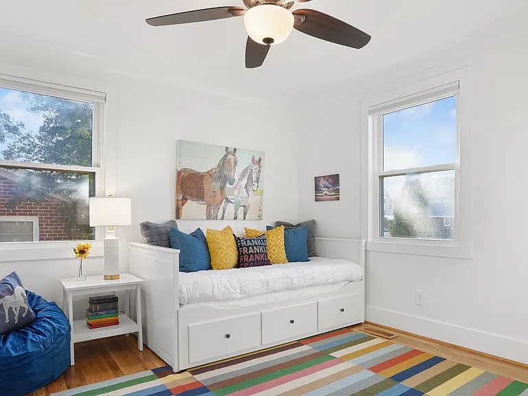 307 Avondale Dr — Photo 20