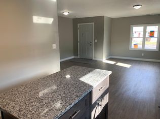 155 S Douglas Ave, Bradley, IL 60915