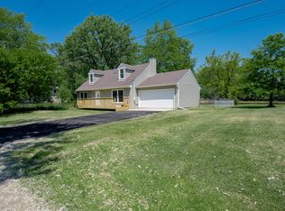 25936 W Oak Ave, Antioch, IL 60002