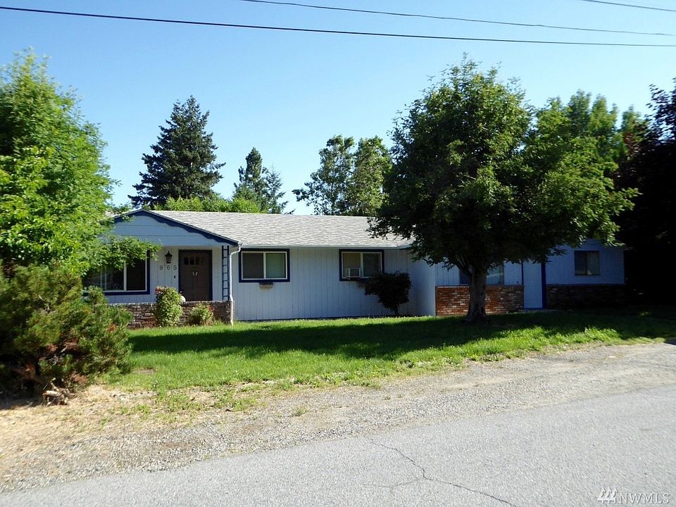 1st image of 965 967 2nd St SE