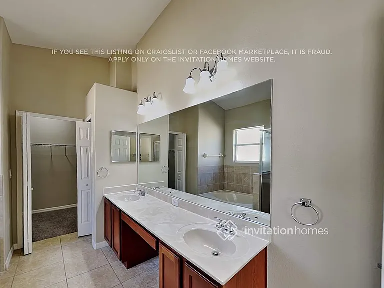 11329 Callaway Pond Dr — Photo 9