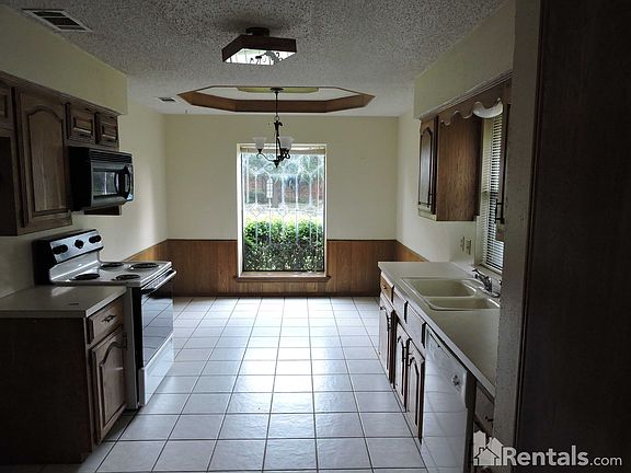 5th image of 4023 San Mateo Dr