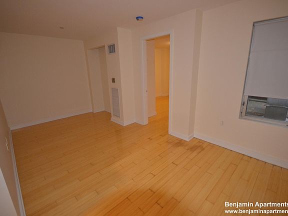 4th image of 40-01 Boylston St #207