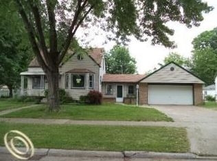 14567 Mulberry St, Southgate, MI 48195