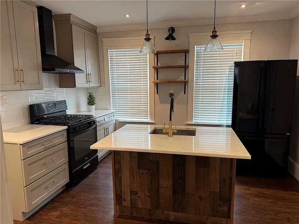2 bed, 1.0 bath, 1345 sqft, $2,250 — Photo 4
