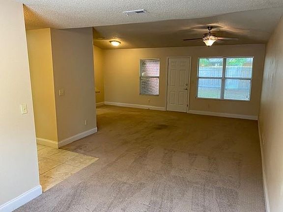 3rd image of 102 Aleron Ct
