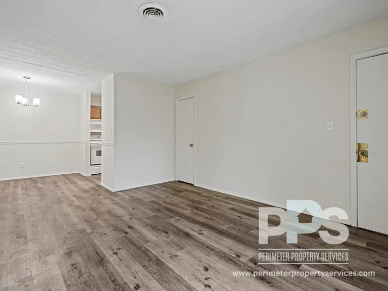 737 Boggs Rd SW #1B — Photo 12