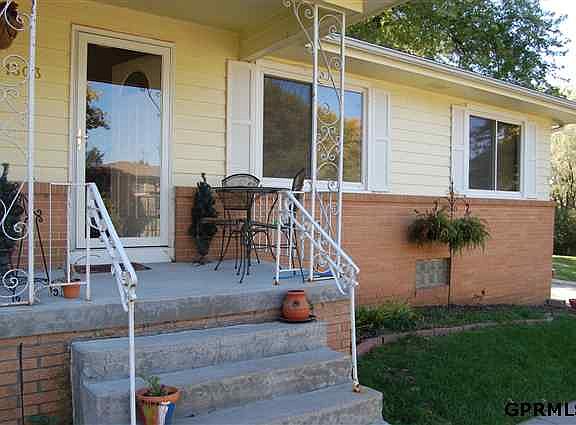 2nd image of 1303 Lorraine Ave