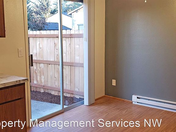 4th image of 436 S Knott St #10517849
