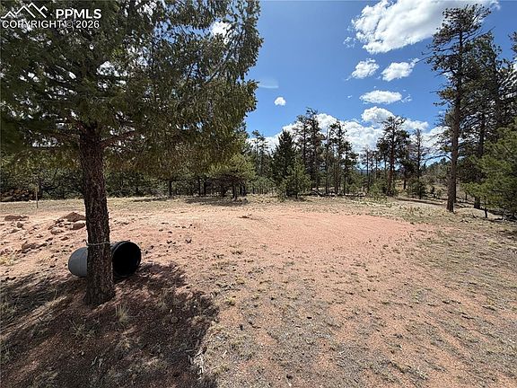 4th image of 2988 Pikes Peak Dr