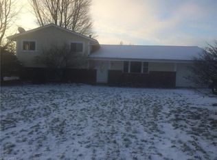 34011 Luanne Dr, North Ridgeville, OH 44039