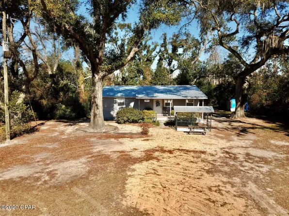 12011 NW Herbert Whittaker Dr, Bristol, FL 32321