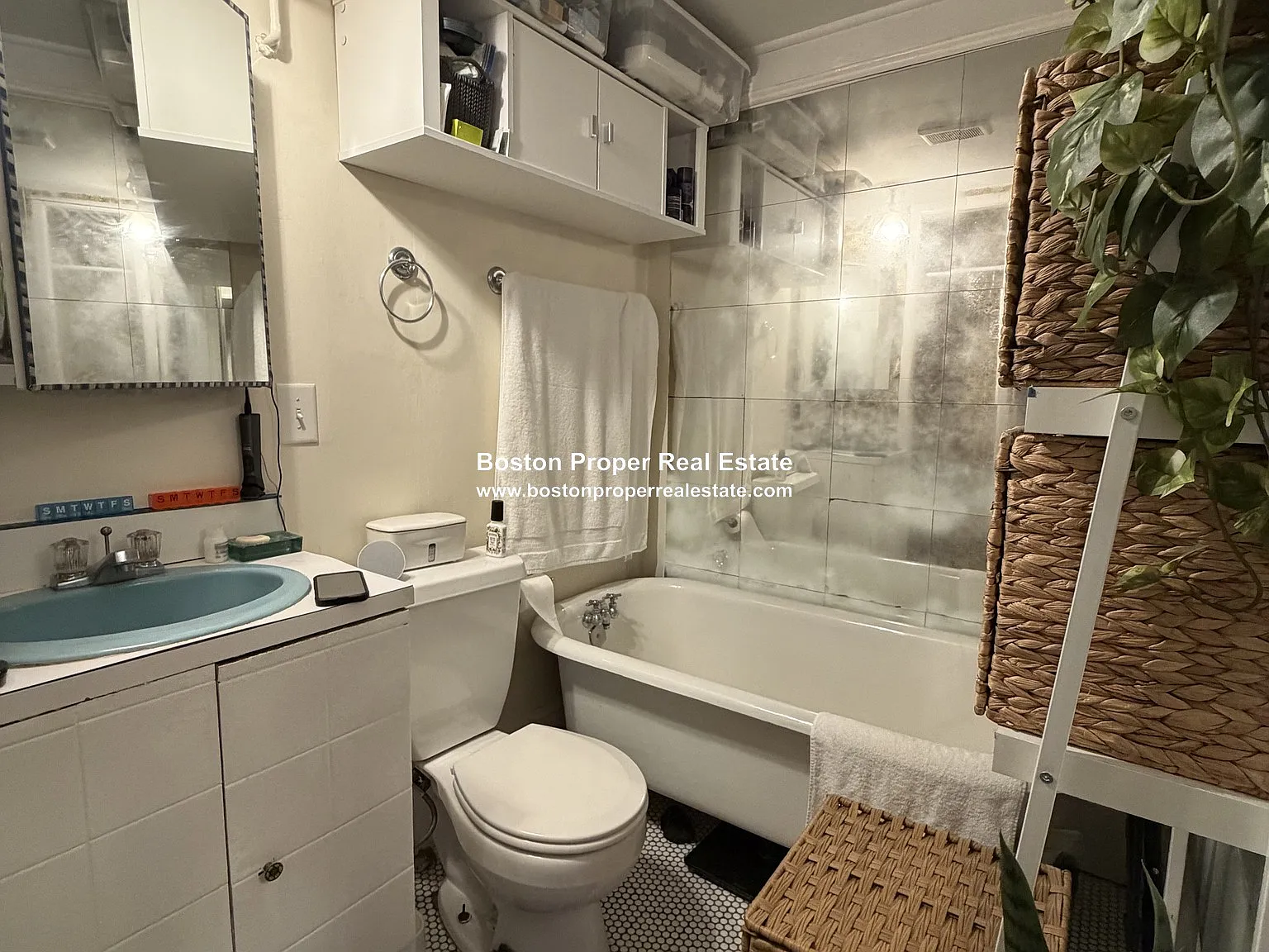 1 bed, 819 sqft, $2,400 — Photo 4