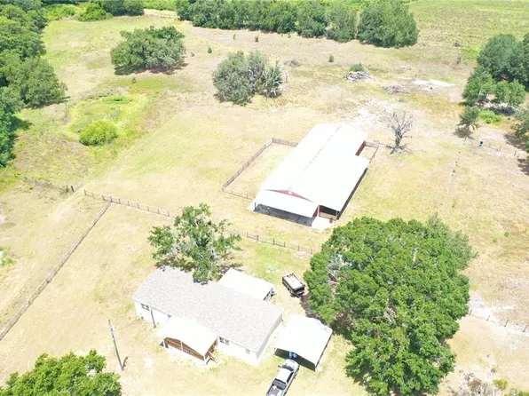 6102 Pinetree Dr, Fort Meade, FL 33841