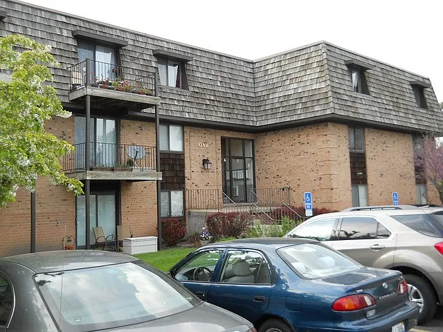 1 Oak Creek Dr APT 1306 photo 1