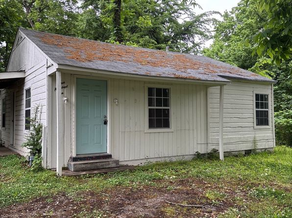 110 Lookout Ave