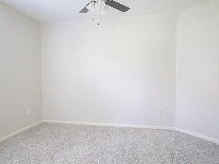 9514 Amberjack Dr — Photo 37