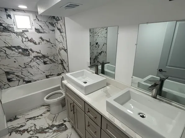 1370 S Meade St, Denver, CO 80219